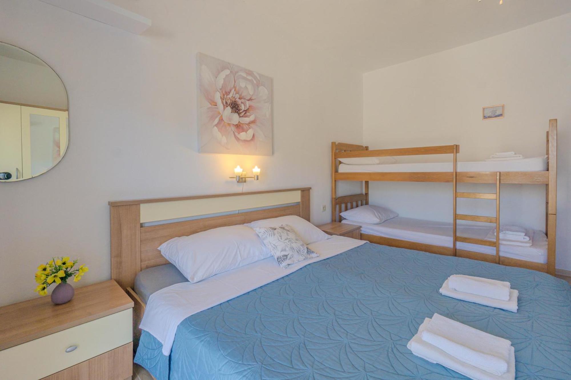 Ferienwohnung Magdalena With Mountain And Seaview Metajna Exterior foto